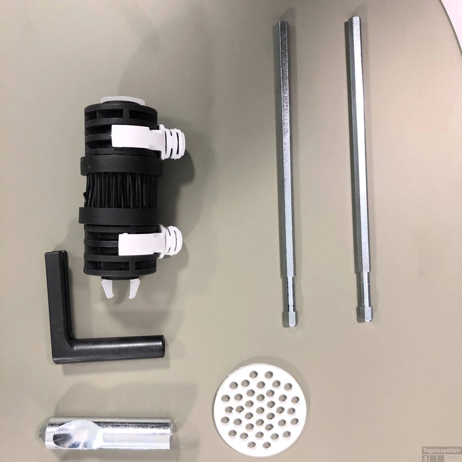 Geberit UP320 Toiletset Wandcloset Salenzi Civita Mat Legergroen Met Sigma 01 Drukplaat - Afbeelding 7