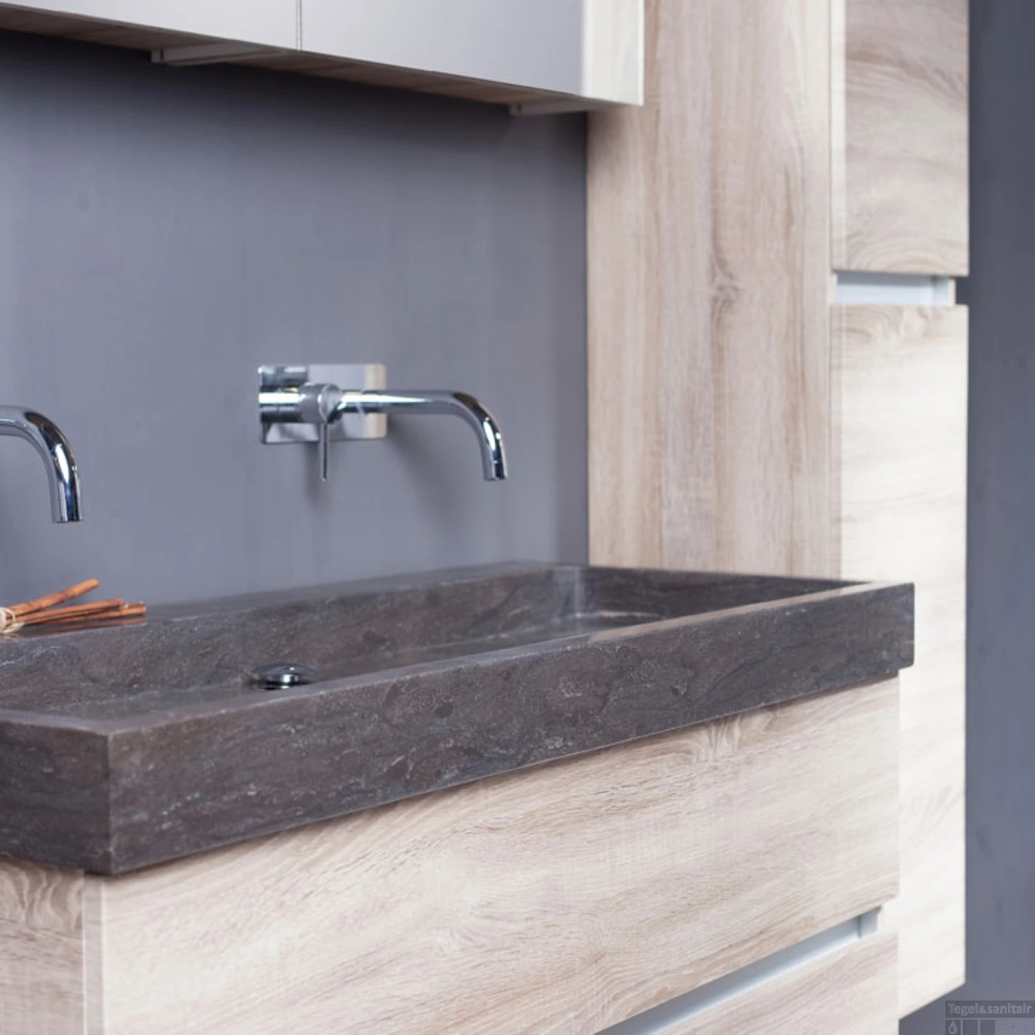 Wastafel Forzalaqua Oslo Hardsteen Gezoet Met 2 Kraangaten 100,5x51,5x9,5 Cm - Afbeelding 2