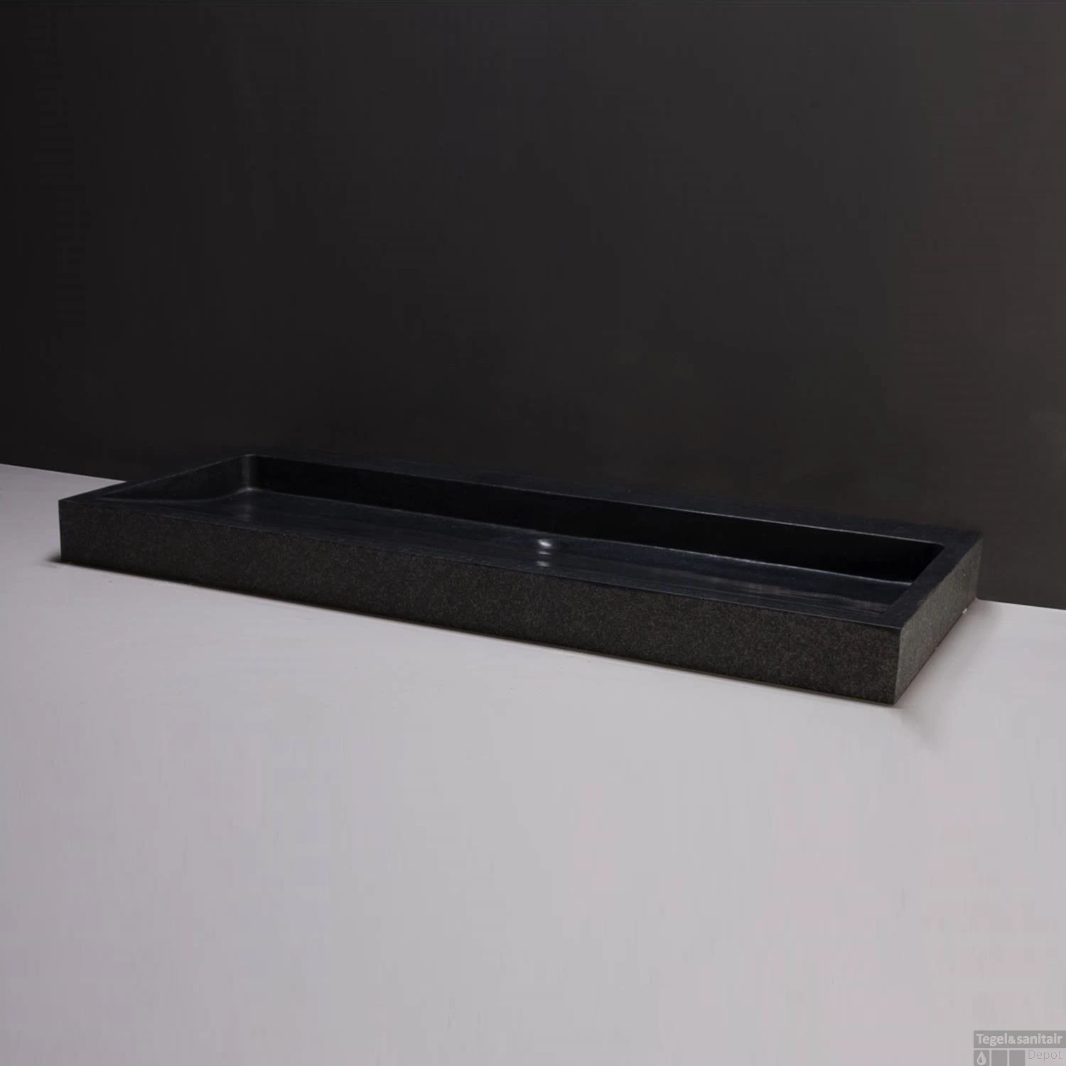 Wastafel Forzalaqua Palermo Graniet Gezoet Gebrand Met Kraangat Zwart 100,5x51,5x9 Cm